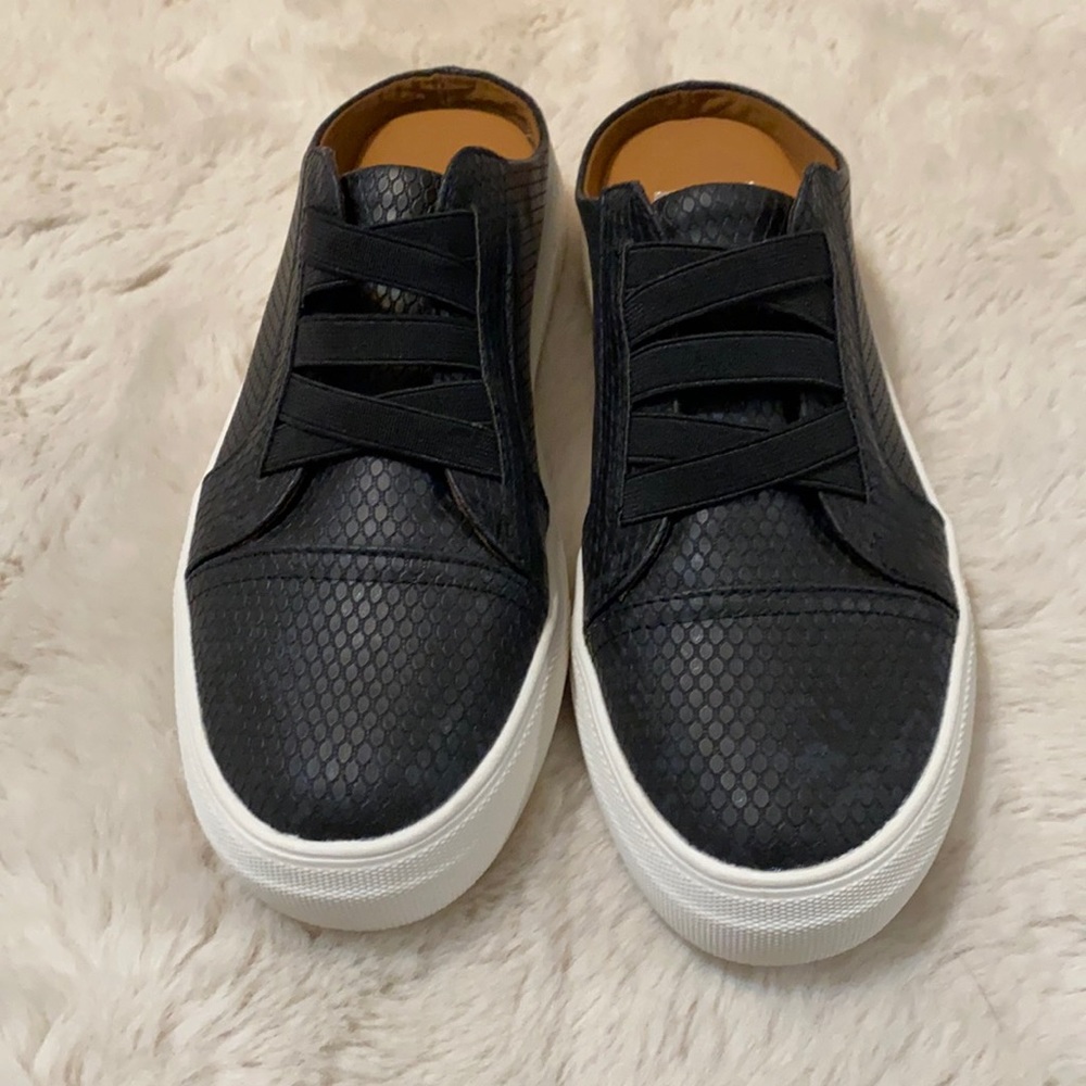 Cute black mules